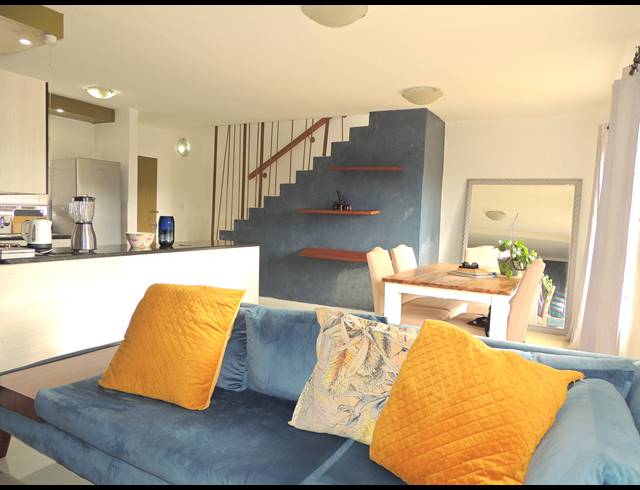 3 BEDROOM TOWNHOUSE FOR SALE IN WILGEHEUWEL